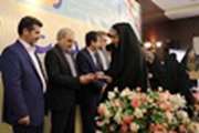 تجلیل از ماماهای نمونه کشوری و استانی